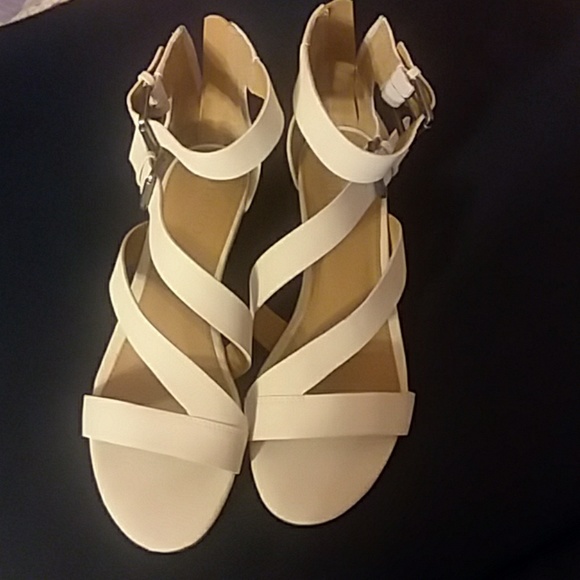 Franco Sarto 8.5 sandal - Picture 1 of 7
